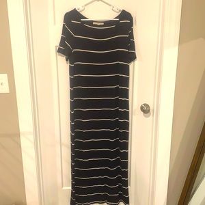 Loft Maxi Dress size Large. Navy and white stripes